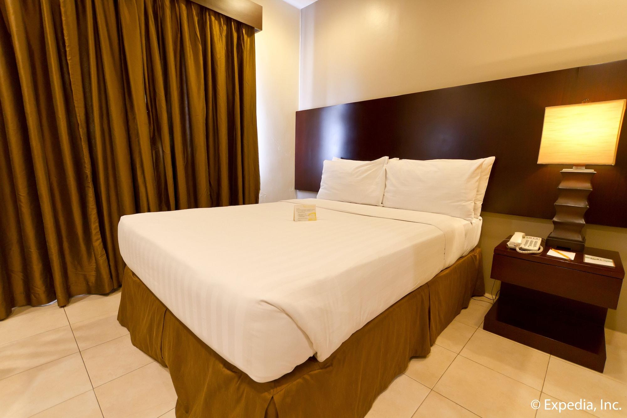 Alpa City Suites Hotel Cebu Stadt Exterior foto