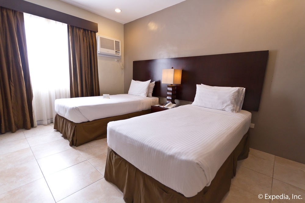 Alpa City Suites Hotel Cebu Stadt Exterior foto